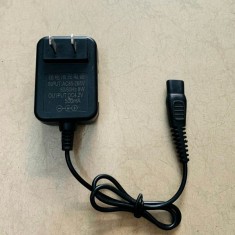 Sạc 4.2V/0.5A chân số 8